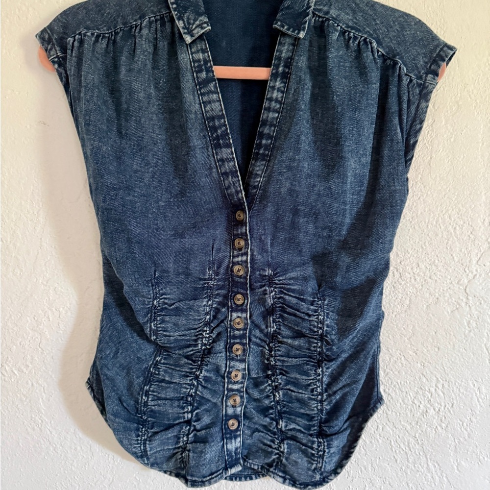 Pilcro Dark Blue Sleeveless Button-Down Shirt